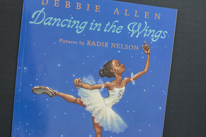 Story Time Image 900x600 140220-0002